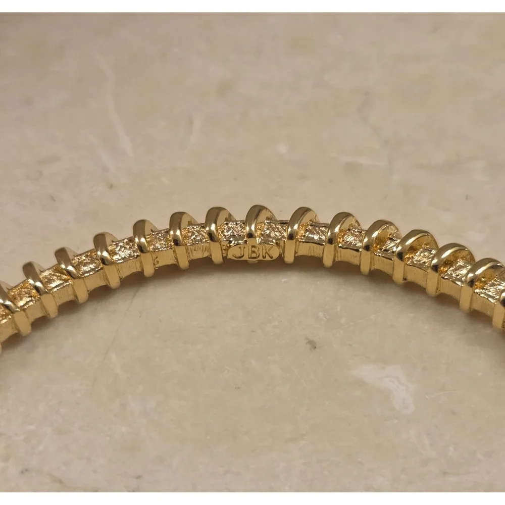 JBK Jacqueline Kennedy Gold Tone Textured Hollow Bangle Bracelet‎